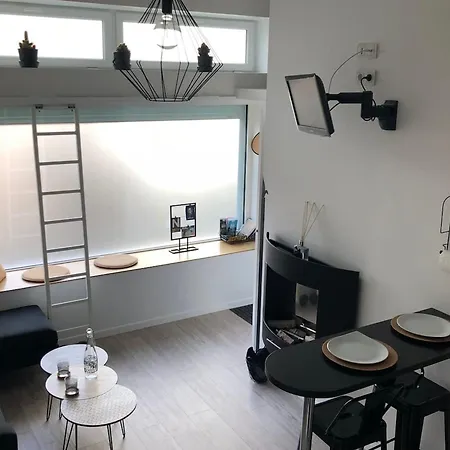 Au Coeur De Ferrand 30 M² Cheminee * Clermont-Ferrand